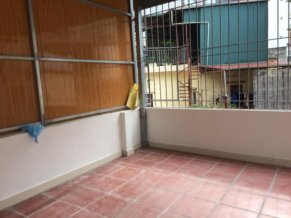 Cho thuê nhà riêng mới xây 4 tầng ngõ phố Hoàng Ngân-Cầu Giấy.