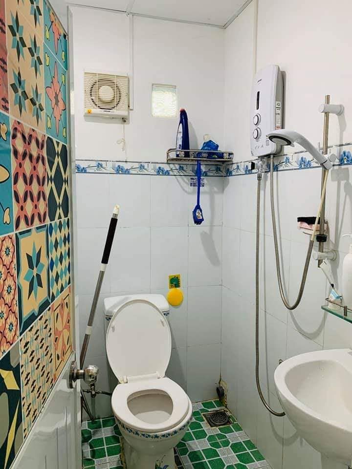 Bán Căn nhà phường Trung Dũng, gần trường học Ngô Quyền .nhà cách đường 30-4 khoảng 250m.