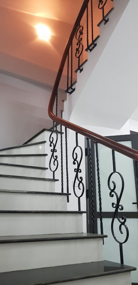 Bán gấp nhà Võ Thị Sáu 40m2 giá 3.2 tỷ. Ngay khu vực trung tâm Hai Bà Trưng
