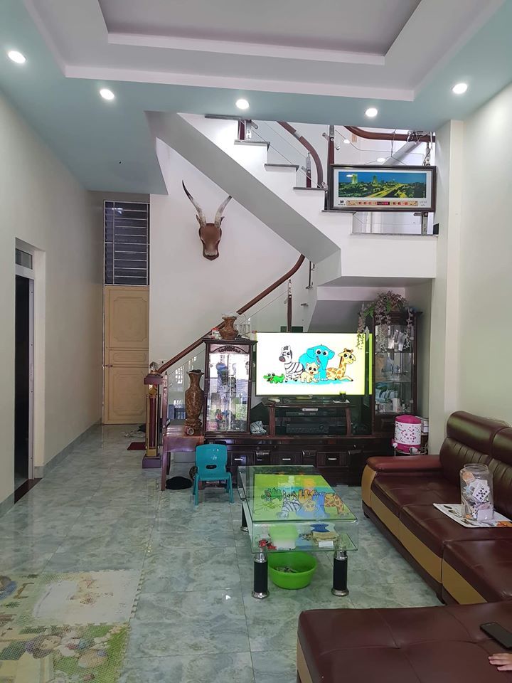 Bán nhà về quê! 2 tầng hướng đông nam! Sn 47 Đường 19 13,5m, tổ 1 phường noong bua