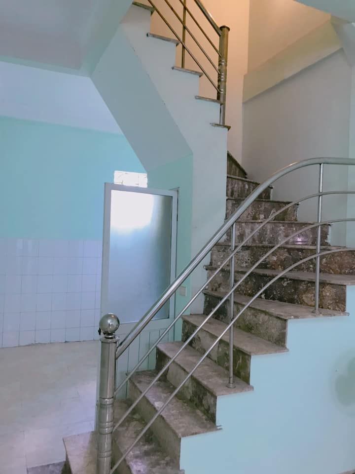 Cho thuê nhà nguyên căn 2,5 tầng - 32m2 Ngõ 360 Xã Đàn - Nghách 107- Phố Trung Phụng mới