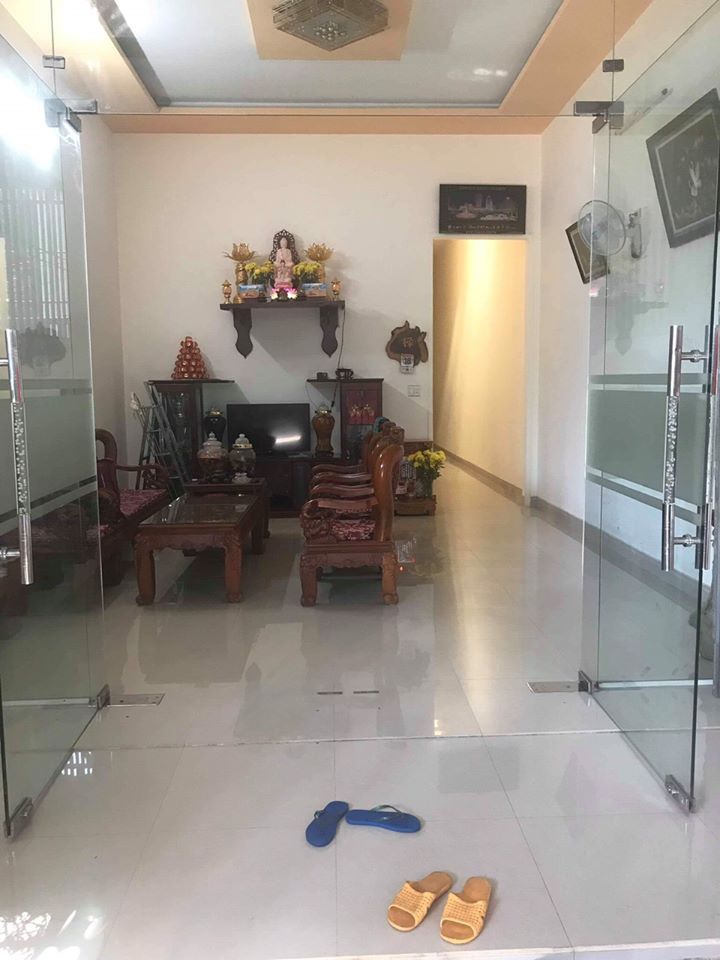 Bán Nhà hẻm 24 Mạc Đỉnh Chi có sân ôtô - gần ngay siêu thị Co.op Mart, Quảng trường Đại Đoàn Kết.