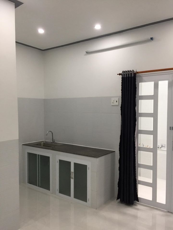 Mình còn 1 phòng trọ cho sinh viên, phòng 1trệt 1 mâm, tổng diện tích 46m2 94/2 Nguyễn bĩnh khiêm