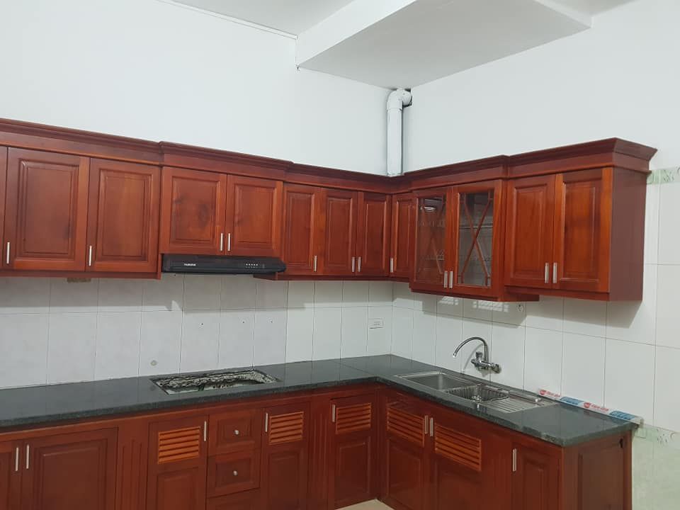Mình có căn nhà muốn bán. Rộng 4.5m dài 20m. Địa chỉ số 41 Ngách 70/212 Hải Thượng Lãn Ông