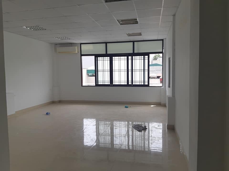 Cho thuê mặt bằng kinh doanh mặt phố Nguyễn Thị Định (Phía đầu Trần Duy Hưng).