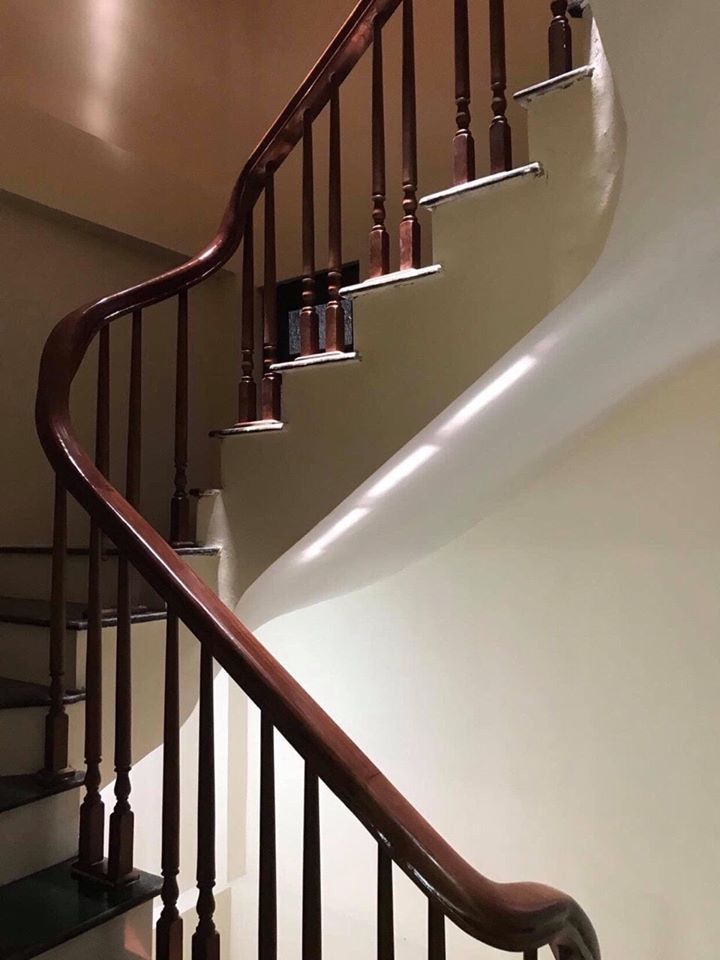 BÁN GẤP NHÀ MỚI 5 TẦNG - NGAY 204 CỔ LINH - OTO ĐỖ CẠNH NHÀ - ĐI BỘ RA AEON LONG BIÊN.
