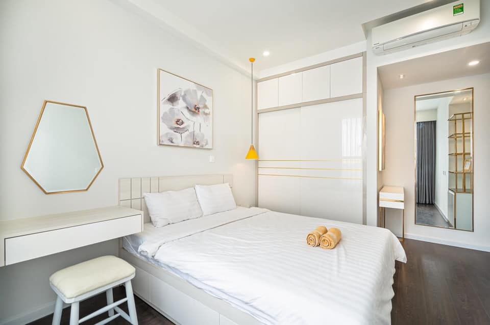 Cho thuê chung cư Tresor. quận 4 923 m2. Đầy đủ nội thất cao cấp