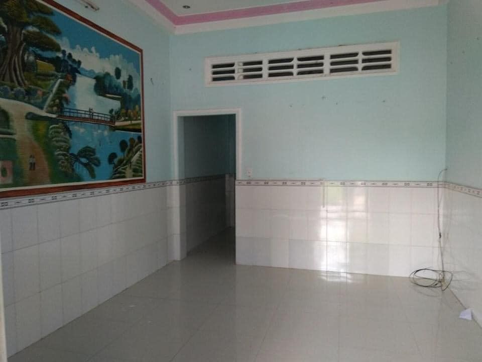 Chủ về Sài Gòn nên cần bán lại căn nhà 1 trệt 1 lầu gần Cầu lông Hải Yến