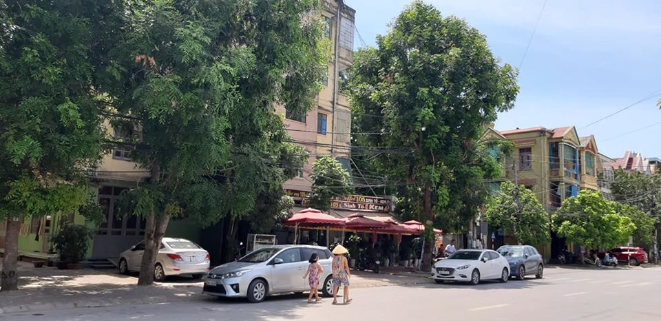Nhà mới xây cần cho thuê toàn bộ nhà để kinh doanh Ngay mặt đường lớn trục chính khu Đông Phát