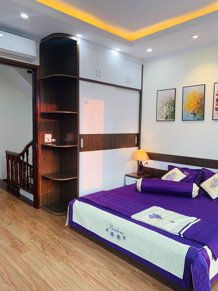 BÁC MÌNH CẦN BÁN GẤP NHÀ 5 TẦNG TẠI KĐT VĂN PHÚ.PHÚ LA .HÀ ĐÔNG..