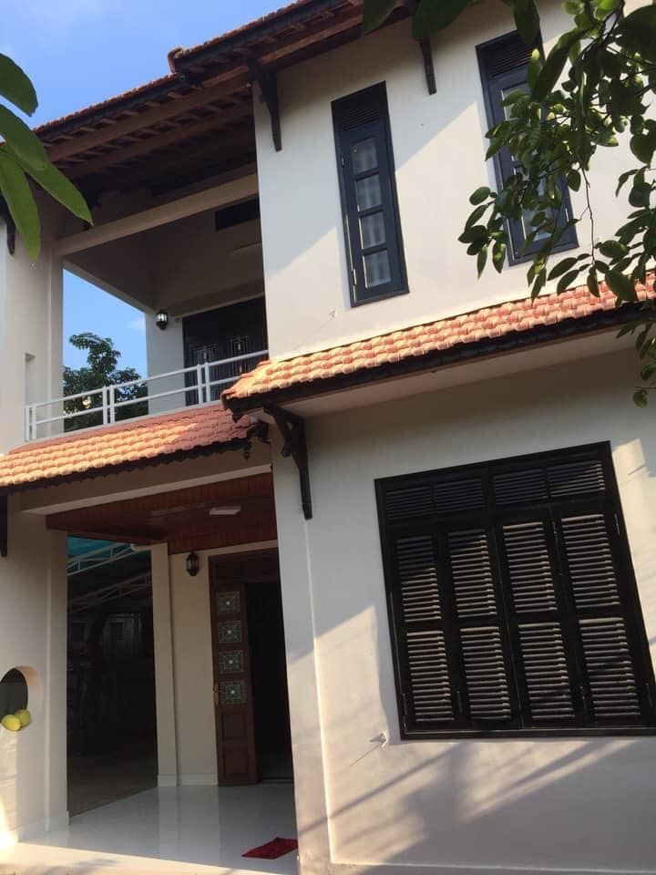 Nhà mặt tiền 13m, 216mv, đường Tôn thất thuyết - đông hà.