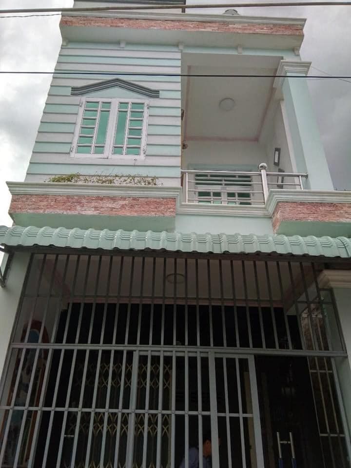 Chủ về Sài Gòn nên cần bán lại căn nhà 1 trệt 1 lầu gần Cầu lông Hải Yến