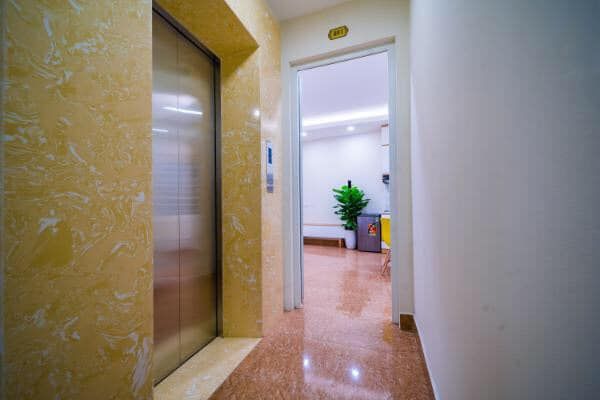 Cho thuê CCMN ở ngay ngã 4 Hồ Tùng Mậu - Xuân Thuỷ nhà mới xây new 100% chưa ai ở , nội thất mới.