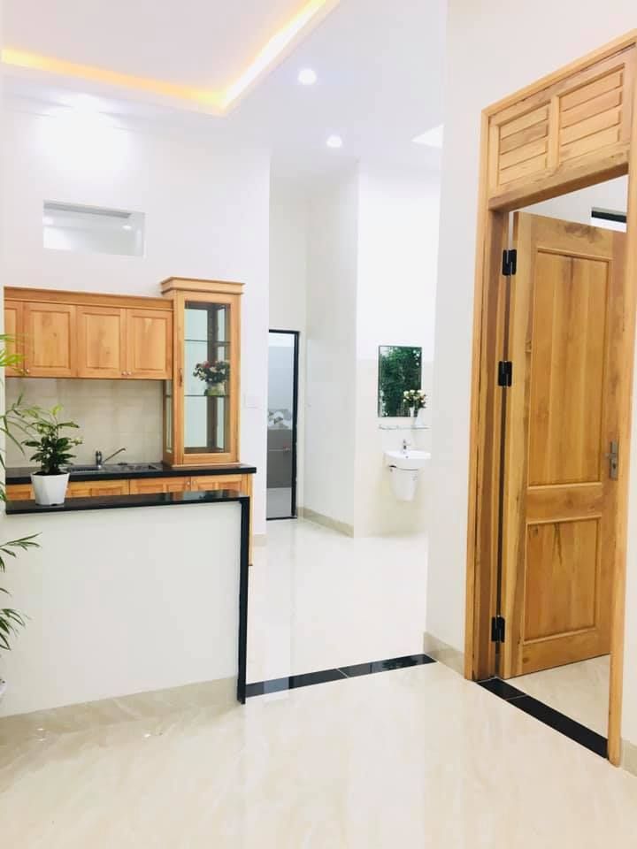 BÁN NHÀ Diện tích: 6m x 20m Đất ở đô Thị Nhà Hiện đại mẫu mới 2020 pleiku