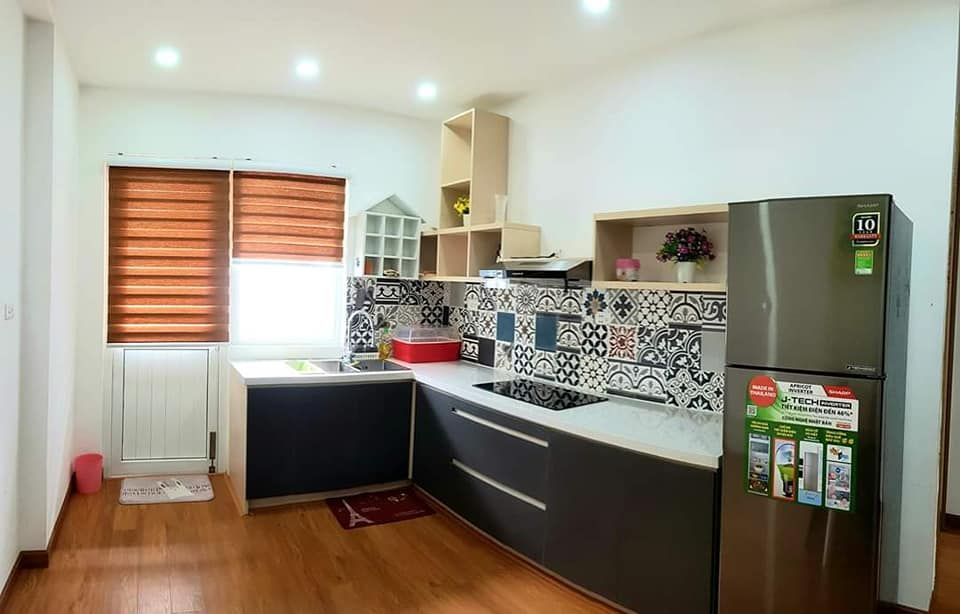 Cho thuê căn hộ Mường Thanh 2 phòng ngủ, view nhìn biển, giá: 6.5 triệu/ tháng.