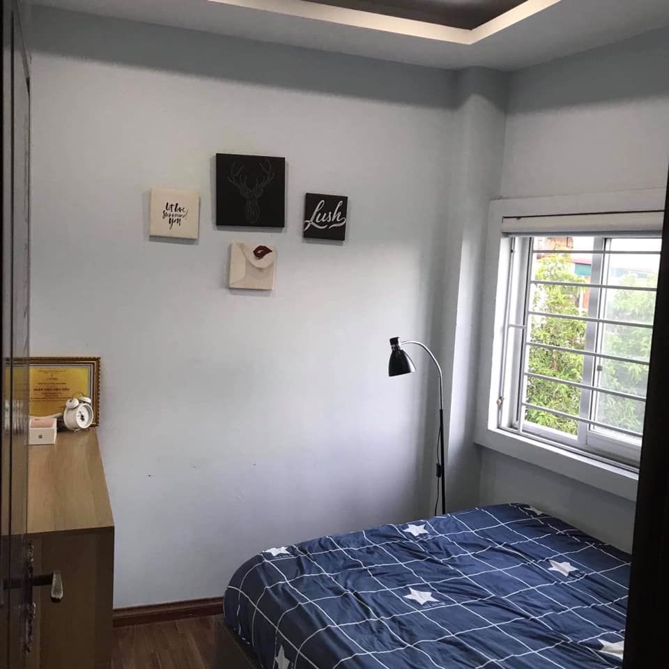 Do cần tiền gấp cần bán căn hộ 2 ngủ,1k+b,1wc,full đồ dt 45m2, Khương Đình-TX