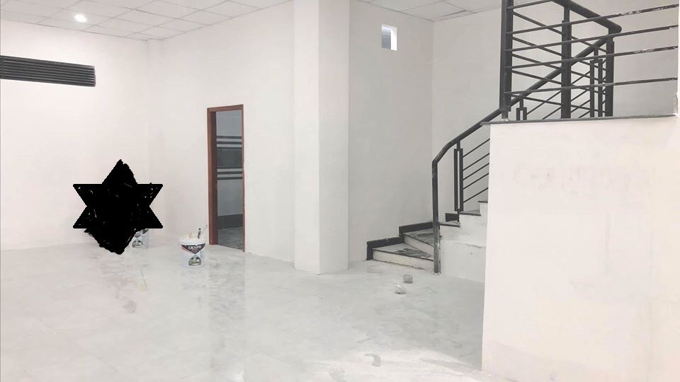 cần bán lại căn nhà cấp 2 (1 lầu 1 trệt) đường Hoàng Diệu khu lấn biển 16ha