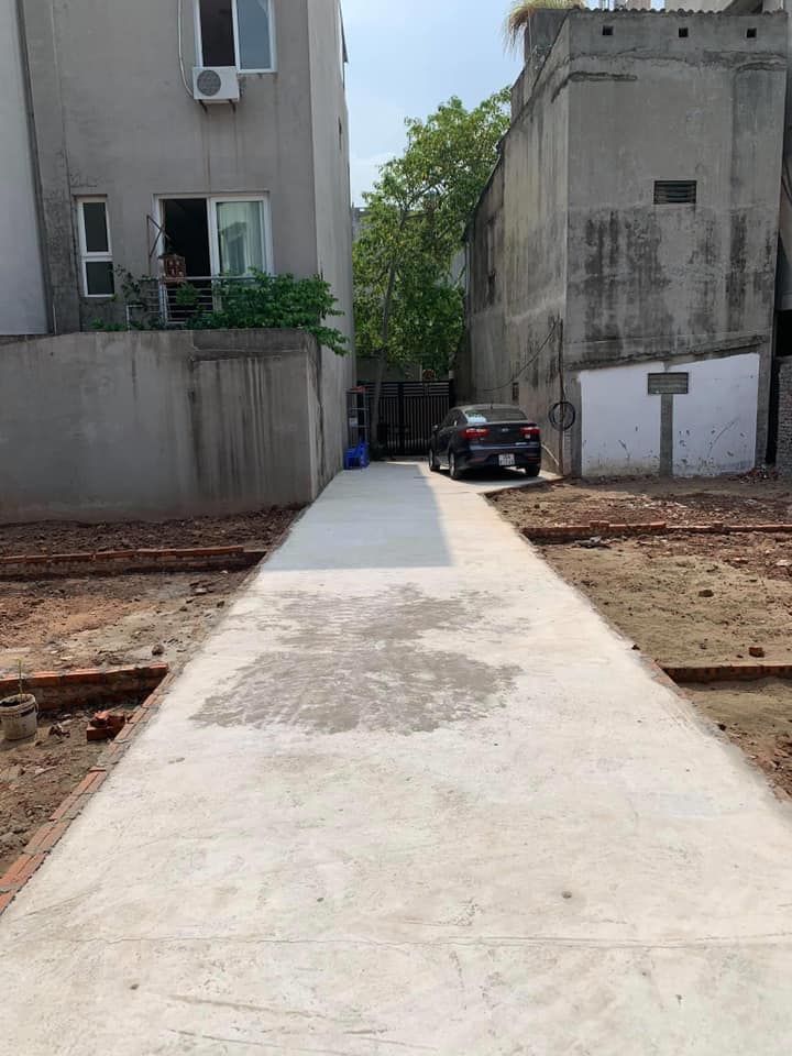 Bán đất số 9, ngách 47, ngõ 264 phố Ngọc Thuỵ, Long Biên. Giá từ 1.8 đến 2.9 tỷ.