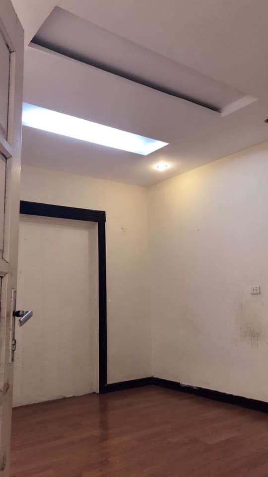 CHO THUÊ NHÀ Ở HOÀNG HOA THÁM GIÁ CHỈ 7tr nhà 4 tầng.