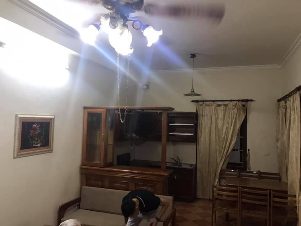 Cho thuê nhà nguyên căn phố Huỳnh Thúc Kháng, phường Láng Hạ, quận Đống Đa.