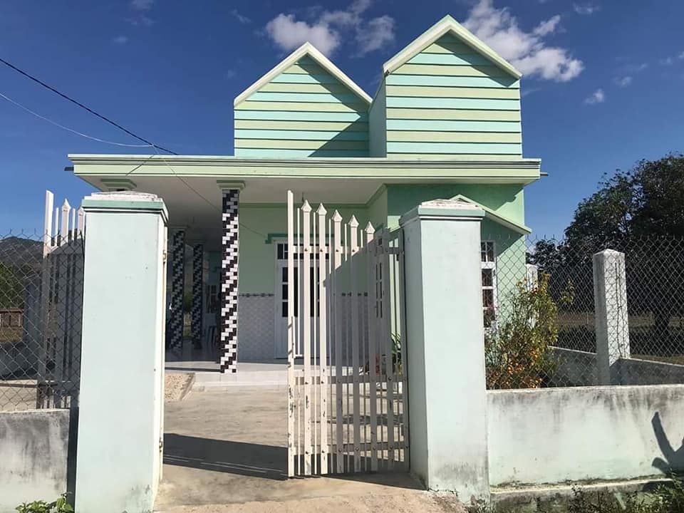 Bán Nhà mới xây được 2 năm 452m2 đất , ngang 10m vuông vức Bình Sơn- Ninh Thọ- Ninh Hoà.