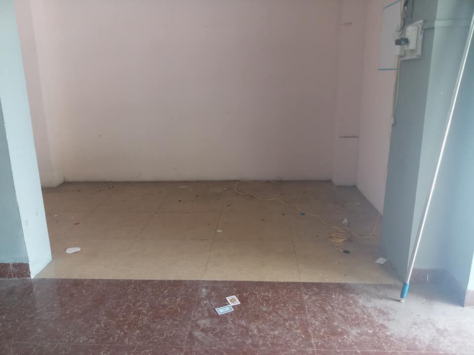 Còn một gian khép kín 40m2 phù hợp làm văn phòng, spa, shop bán hàng 105 đường Lương Ngọc Quyến