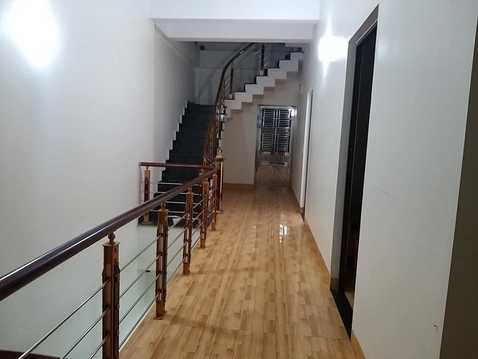 cần bán nhà tại đường Trần Đăng Ninh, TP. Sơn La. Cách quốc lộ 6 chỉ hơn chục mét