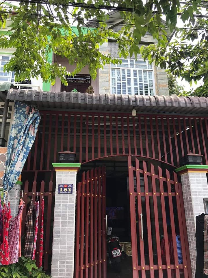 nhà nguyên căn. Diện tích 4.2m×20m=84m khu dân cư Thu Loan, mặt tiền nằm ngay góc có kèm hình