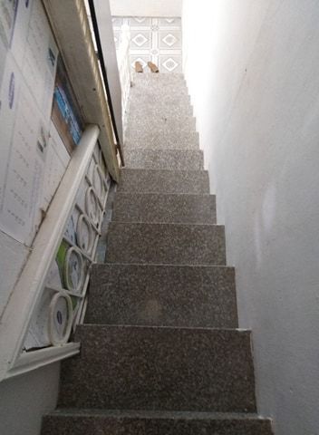 Cho thuê nhà nguyên căn Bằng A (cạnh Tây Nam Linh Đàm), Hoàng Mai. DT 30 m2, 2 tầng, 2 PN, 1 WC.