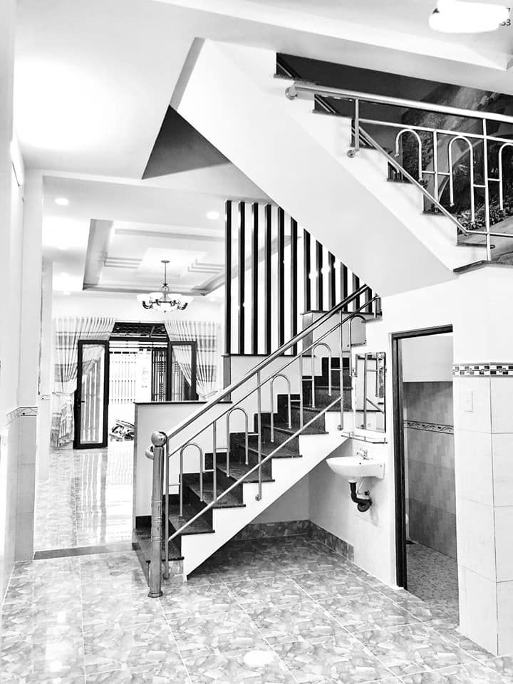 Mặt tiền đường 822 Hương Lộ 2, BTĐa, B Tân- ngay khu trung tâm, đối diện BV Bình Tân
