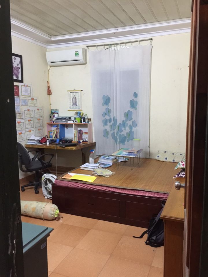 kinh doanh chậm chạp , cần bán căn nhà 2 tầng tổ dân phố kiên thành ,huyện gia lâm