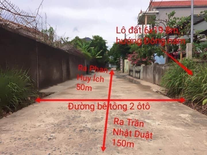 Đức Ninh chắc không còn lô nào rẻ hơn lô này. Ngõ Phan Huy Ích thông ra Trần Nhật Duật.