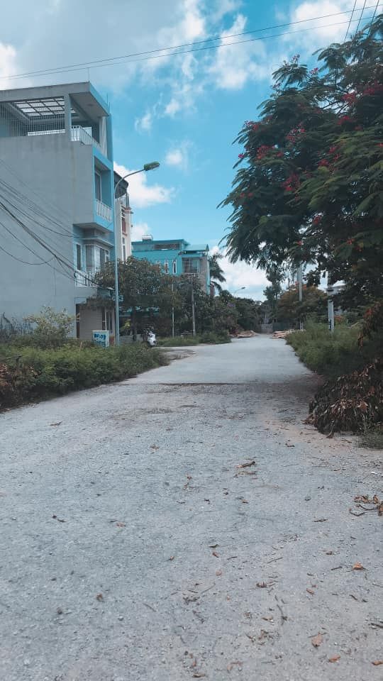 Chính chủ cần bán nhà 2.5 tầng Đường Trần Bình Trọng