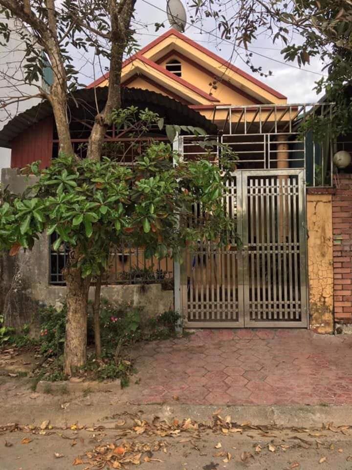 gia đình đã chuyển về hà nội nên nhà em cần bán Nhà cấp 4 xây kiên cố khung cột tại tổ 6 phường Him