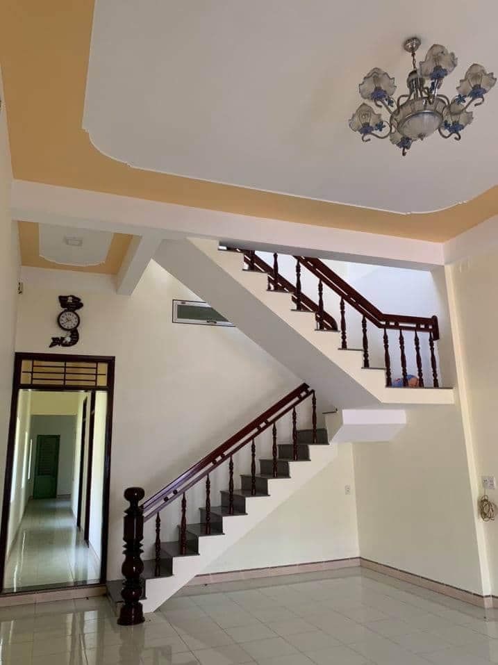 Chủ cần tiền bán nhà mê đẹp .diện tích quá đẹp đường 5m hẻm phan đình Phùng