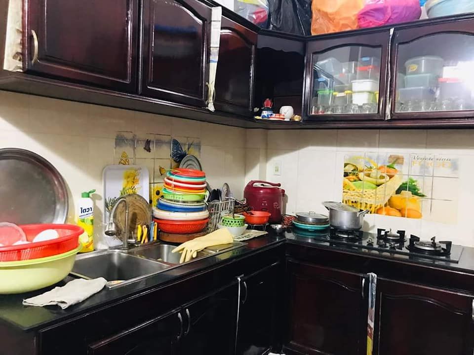 nhà nguyên căn. Diện tích 4.2m×20m=84m khu dân cư Thu Loan, mặt tiền nằm ngay góc có kèm hình