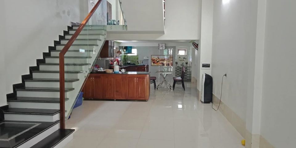 Gia đình muốn bán gấp ngôi nhà. Ở Khu Đô Thị Minh Phương TP Việt Trì tỉnh Phú Thọ.