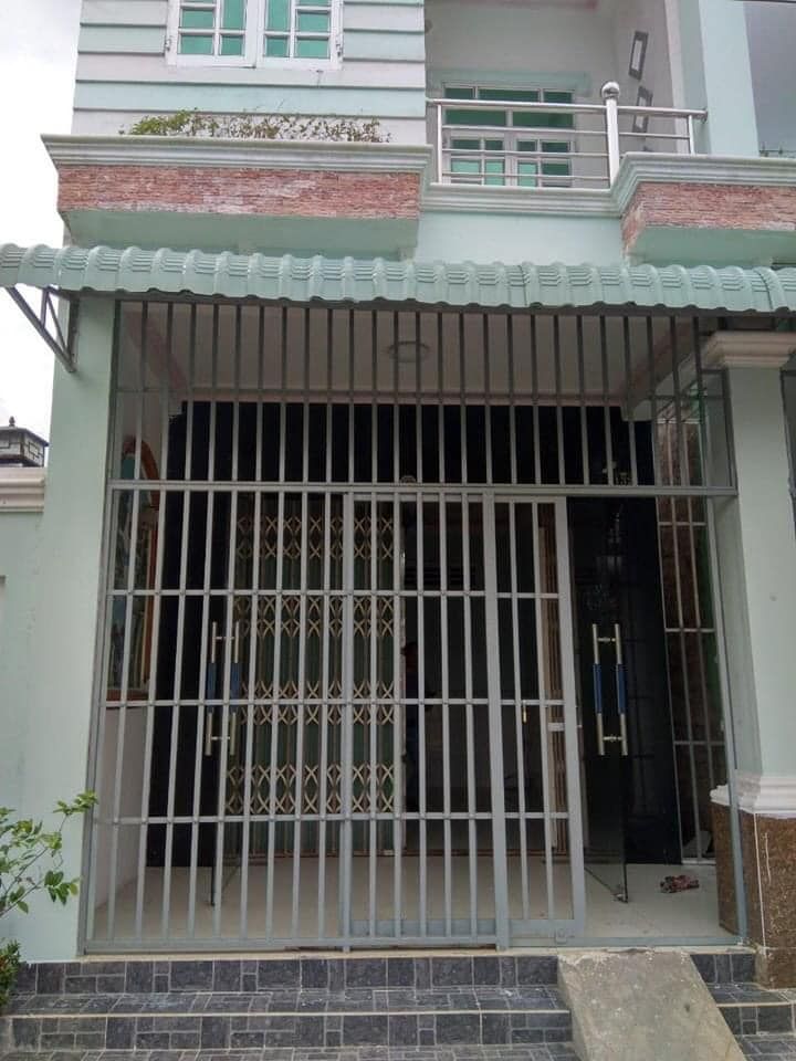 Chủ về Sài Gòn nên cần bán lại căn nhà 1 trệt 1 lầu gần Cầu lông Hải Yến