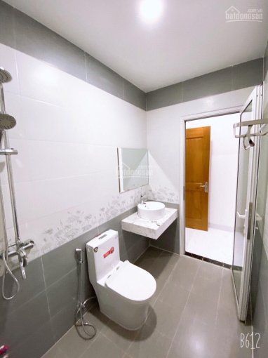 Cần bán nhà nhỏ xinh, 4 tầng giá tốt phố Thái Hà tìm duyên chủ mới