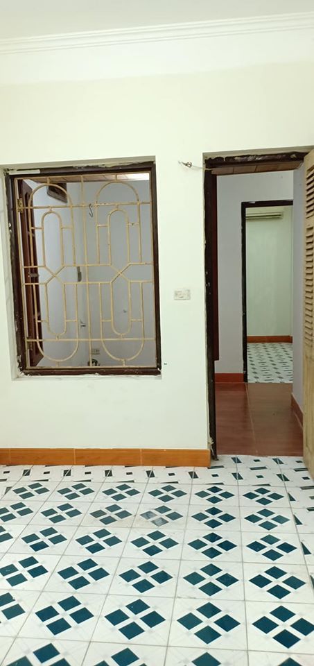 Cho hộ gia đình thuê nhà tập thể tầng 1 Khu Tập thể Bộ Công An phố Nguyễn Huy Tưởng - Quận TX