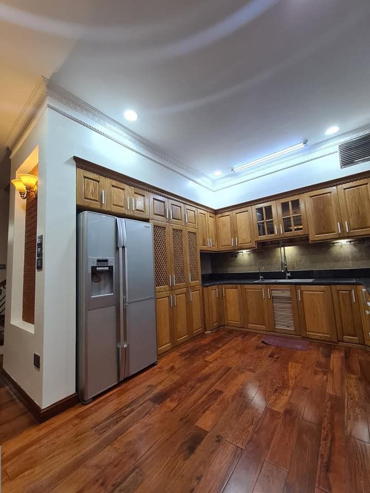 BÁN NHÀ ĐẠI TỪ 34M2,5 TẦNG, 3 NGỦ, KINH DOANH THUẬN TIỆN, NHỈNH 2,4 TỶ