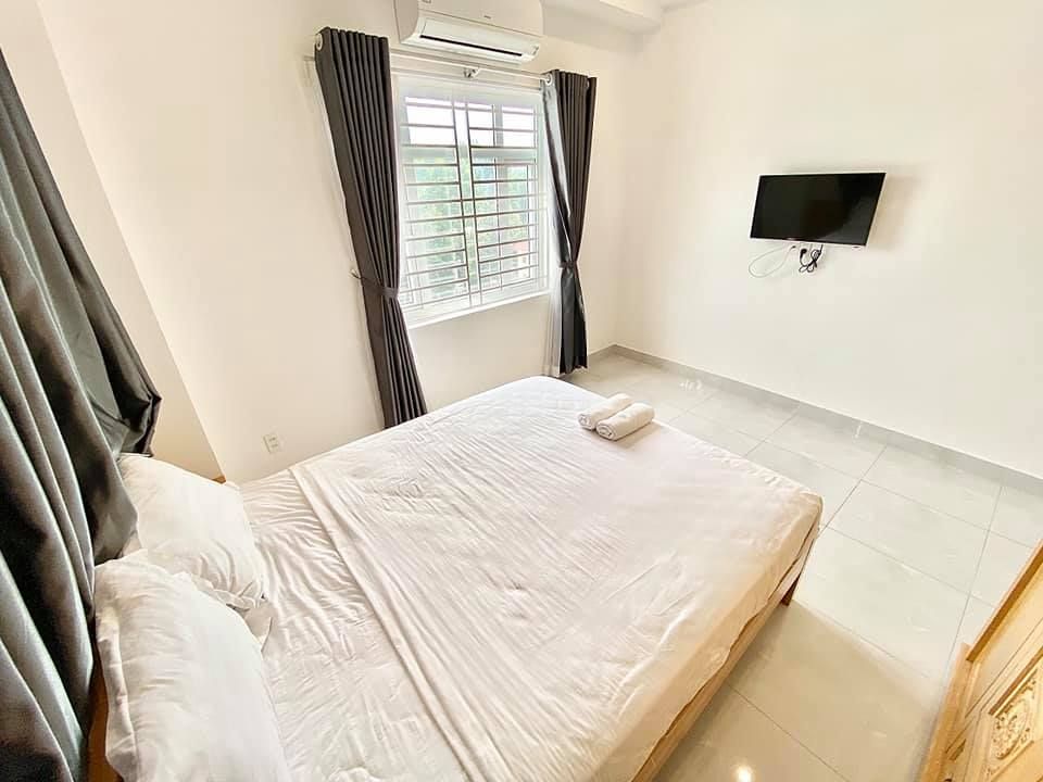 cần Cho thuê Căn hộ dịch vụ. Giá chỉ từ 6tr5 đến 7tr5 127--129 đào duy anh.phú nhuận.