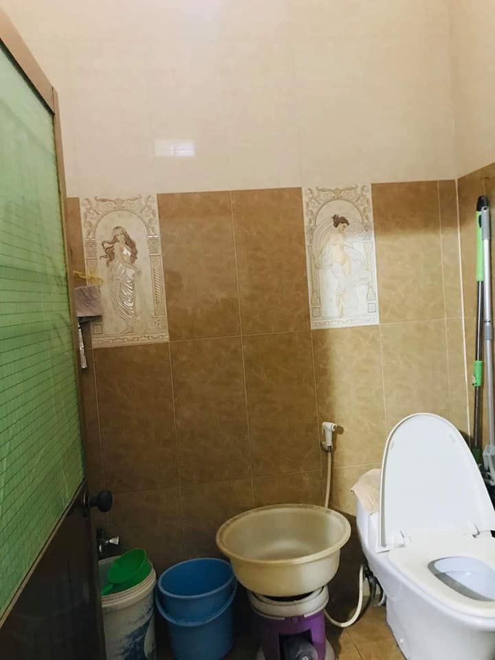 nhà nguyên căn. Diện tích 4.2m×20m=84m khu dân cư Thu Loan, mặt tiền nằm ngay góc có kèm hình