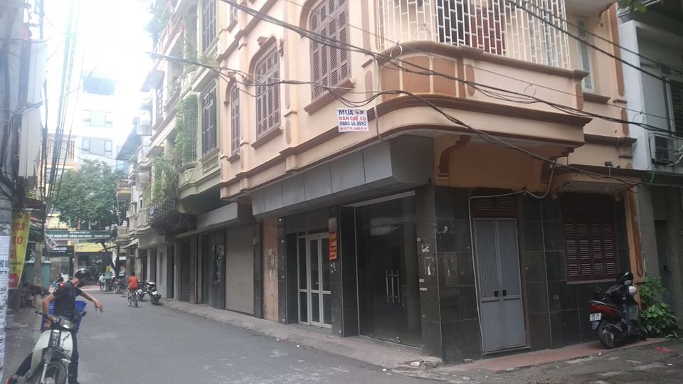 Cho thuê cửa hàng,phù hợp spa,hiệu thuốc,tiệm tóc,giặt là. 7/93 Hoàng Văn Thái cách đường lớn 20m