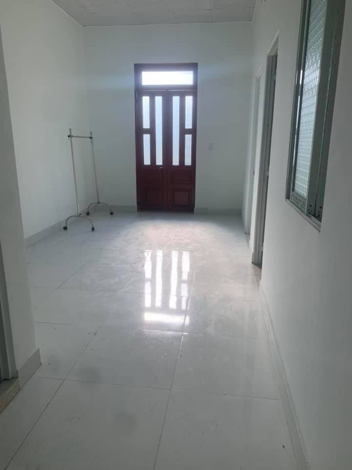 Bán nhà chính chủ Đường xe hơi vào tận nhà kế siêu thị Biccy ngã 3 Vũng tàu phường Long bình Tân