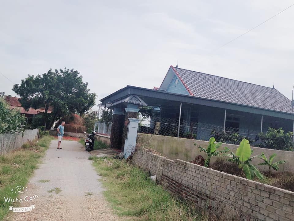 Bán nhà vườn phù hợp gia đình nào 3 thế hệ, trường mầm non, tiểu học, thcs cách chưa đến 1km.
