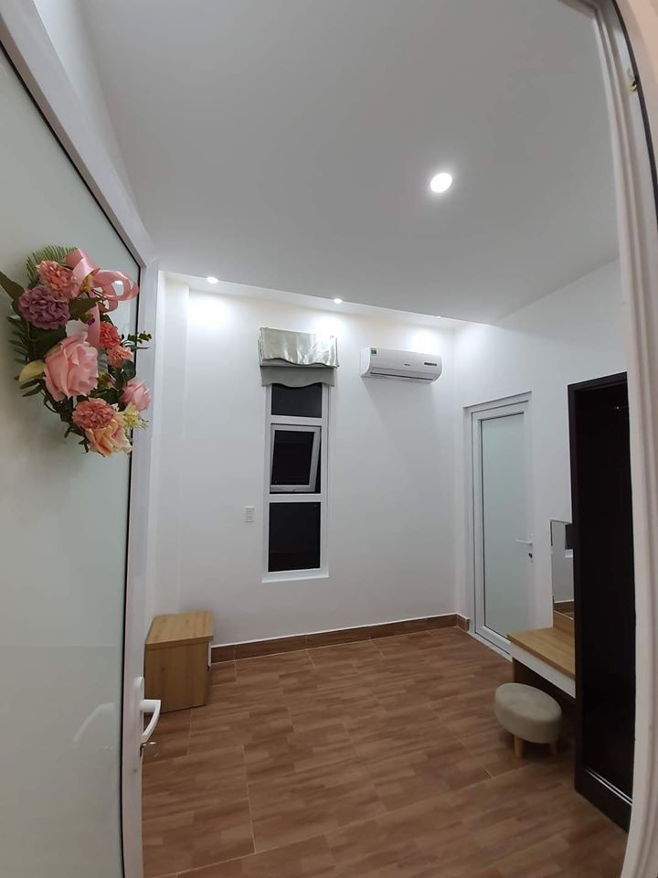 Chào bán nhà 2T , full nội thất kiệt trước nhà 3m cách kiệt oto Lê Đình Lý 50m .