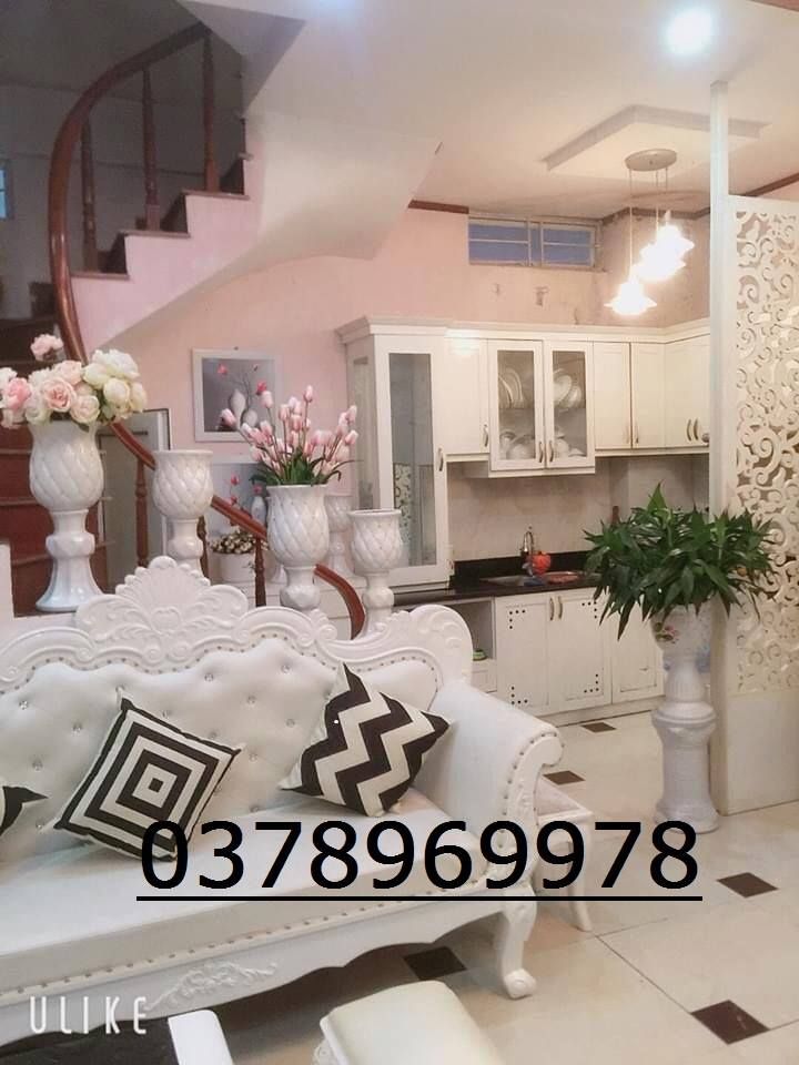 NHÀ SIÊU ĐẸP- VỊ TRÍ TRUNG TÂM- XUNG QUANH CÓ NHIỀU TRƯỜNG ĐH- Ô TÔ CÁCH NHÀ 15M- CẦU GIẤY