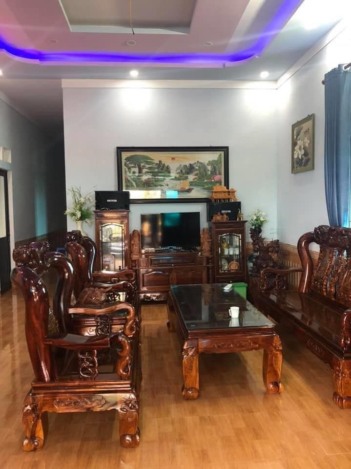 Bán nhà vườn phù hợp gia đình nào 3 thế hệ, trường mầm non, tiểu học, thcs cách chưa đến 1km.