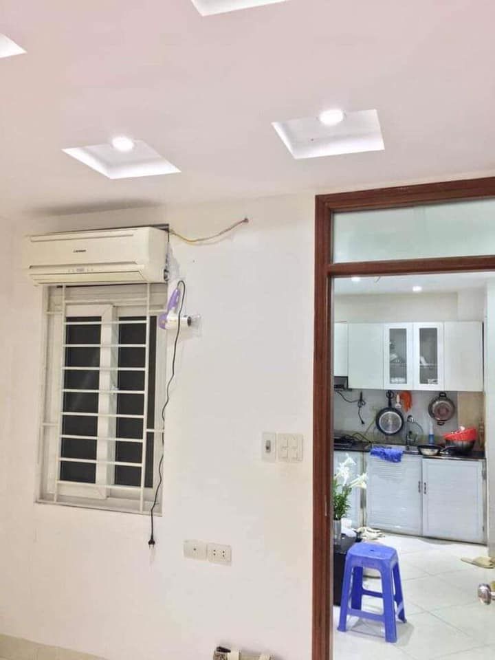 Mình có căn hộ 51 m, 2 ngủ, 1 khách, 1 ban công, 1 bếp, nhà 2 mặt thoáng